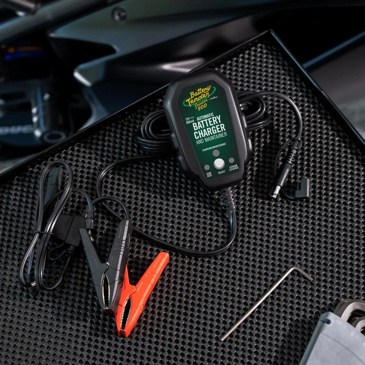 12V 800mA Battery Charger and Maintainer H7189