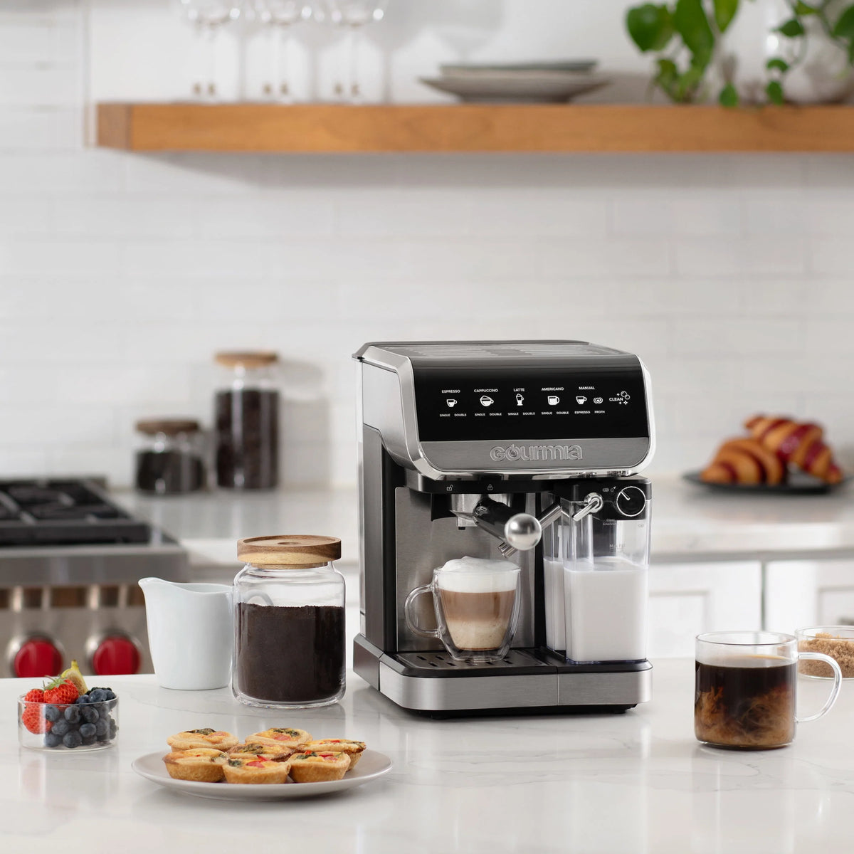 Espresso, Cappuccino, Latte & Americano Maker with Automatic Frothing Z447407