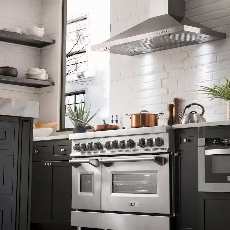 7 Burner Double Oven Dual Fuel Range with Brass Burners in Stainless Steel H863