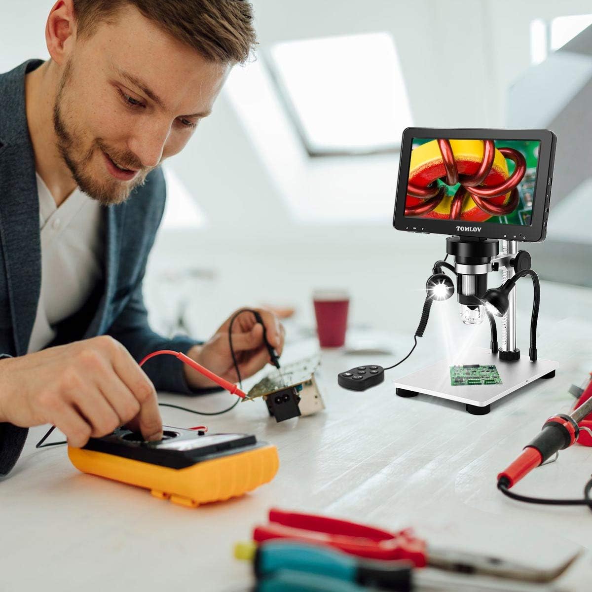 7" LCD Digital Microscope 1200X 1080P Video Microscope with Metal Stand L564