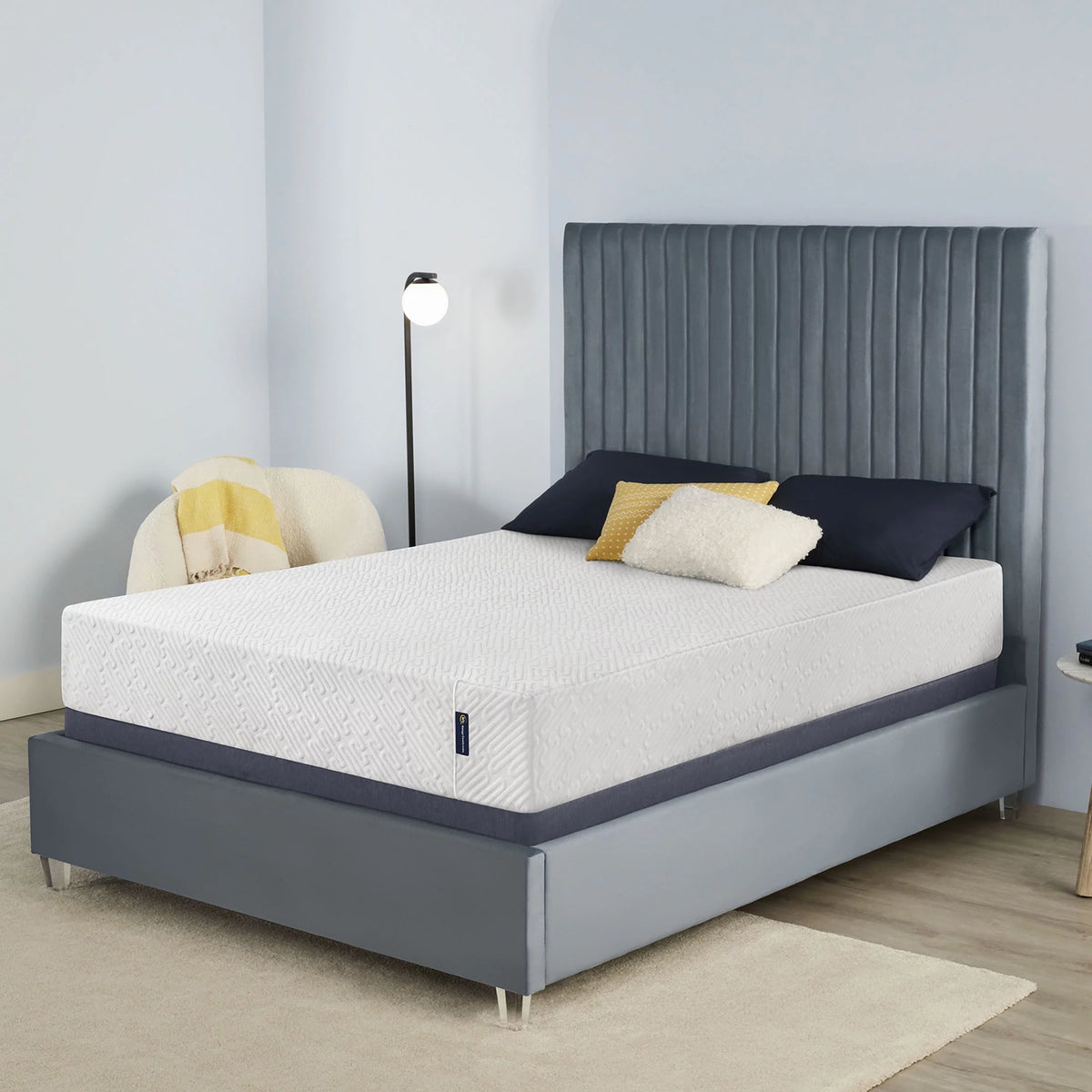 Queen Cooling Gel Memory Foam Mattress S436