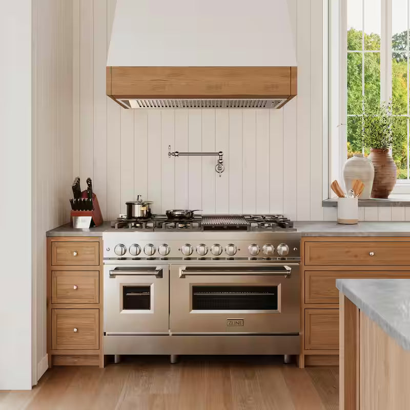 7 Burner Double Oven Dual Fuel Range with Brass Burners in Stainless Steel H863