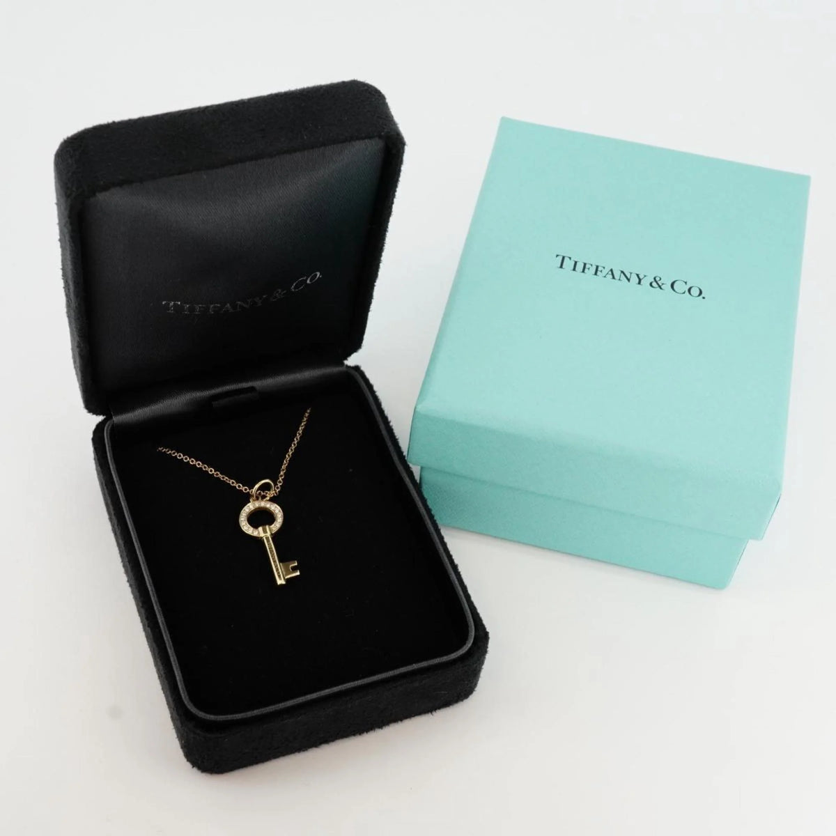 Pre-Owned Yellow Gold Diamond Necklace D216