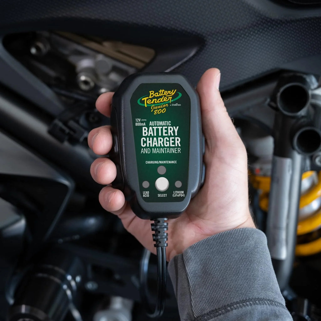 12V 800mA Battery Charger and Maintainer H7189